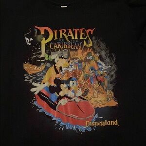 Disneyland Pirates of the Caribbean T-Shirt